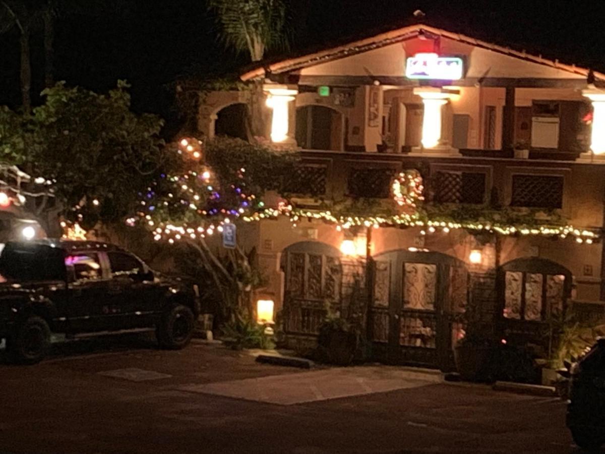 Les Artistes Inn Дел Мар Екстериор снимка